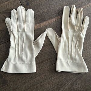 Vintage Gloves 🛞